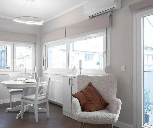 Nephele Jacuzzi Suites, The Luxury Appartement Thessalonique