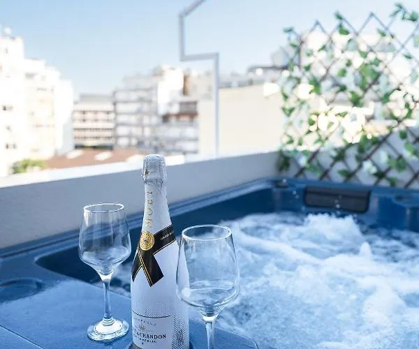 Nephele Jacuzzi Suites, The Luxury Apartamento Tesalónica