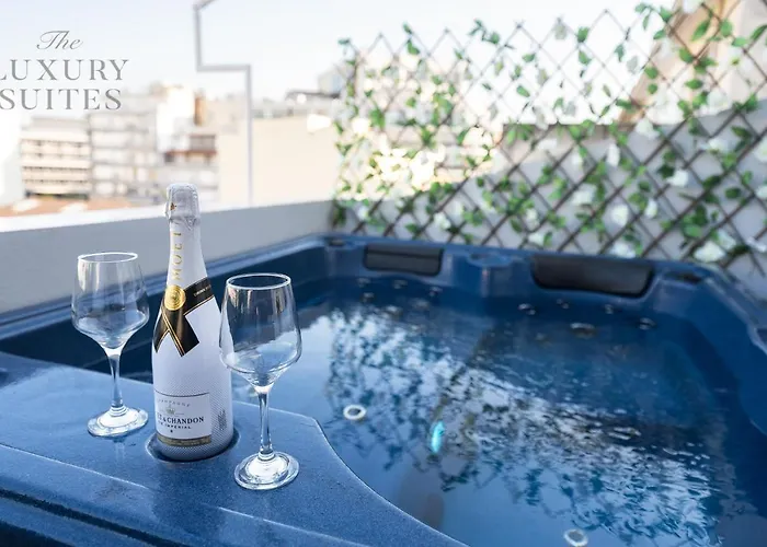 Apartamento Nephele Jacuzzi Suites, The Luxury Tesalónica
