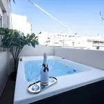 Nephele Jacuzzi Suites, The Luxury Thessaloniki