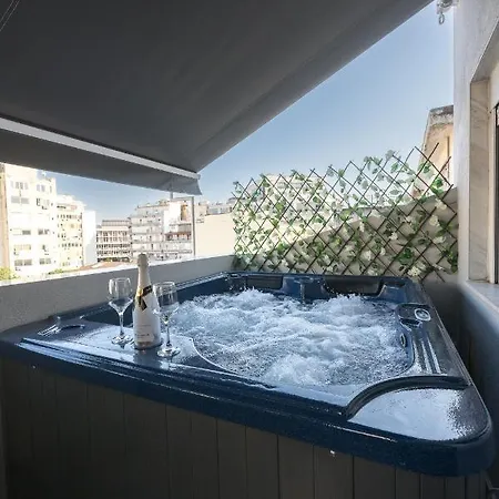 Apartment Nephele Jacuzzi Suites, The Luxury